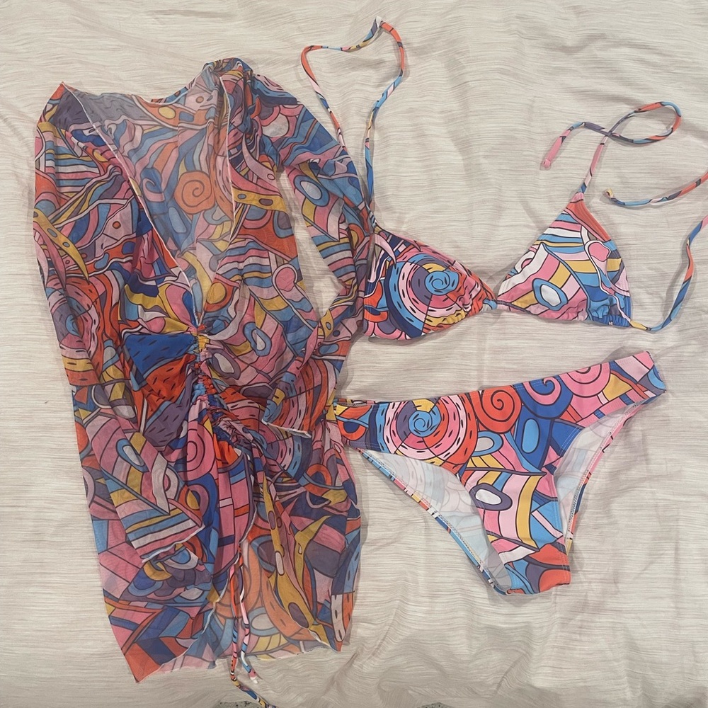 3pack Allover Print Triangle Bikini Swimsuit & Cover Up
Multicolor / L(8/10)